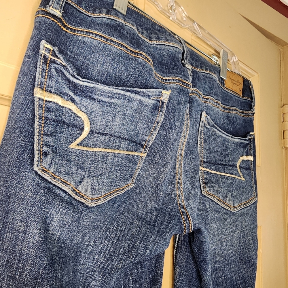 American Eagle Women's Blue Jeans - Picture 6 of 6